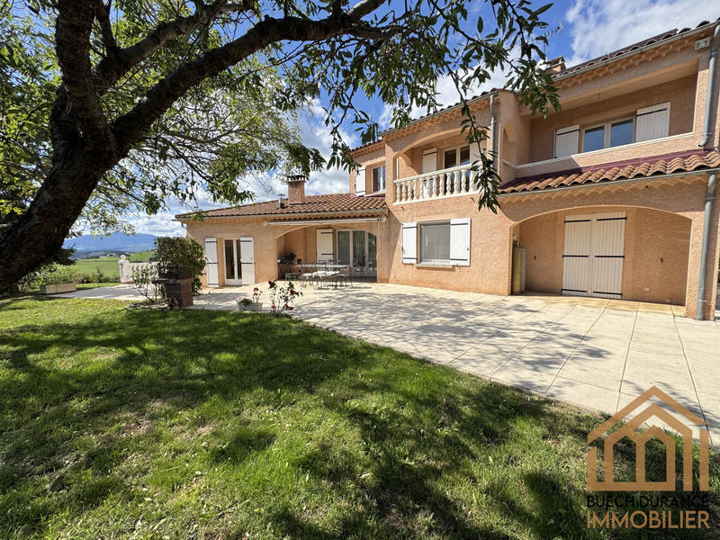 Maison - 155 m² - 5 pièces