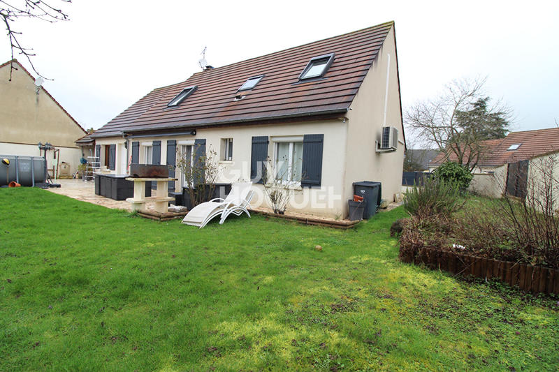 Maison - 106 m² - 6 pièces