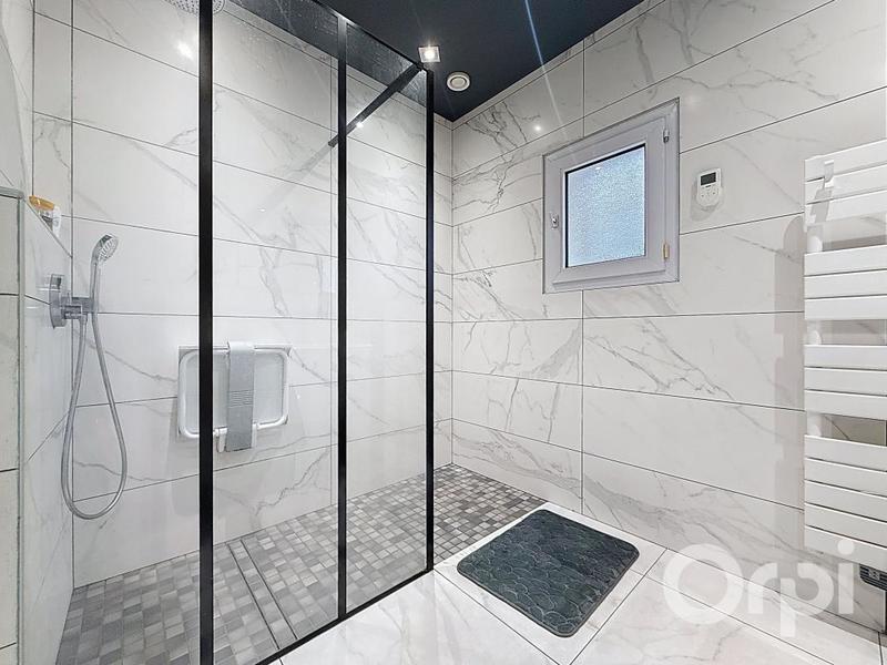 Maison - 119 m² - 4 pièces