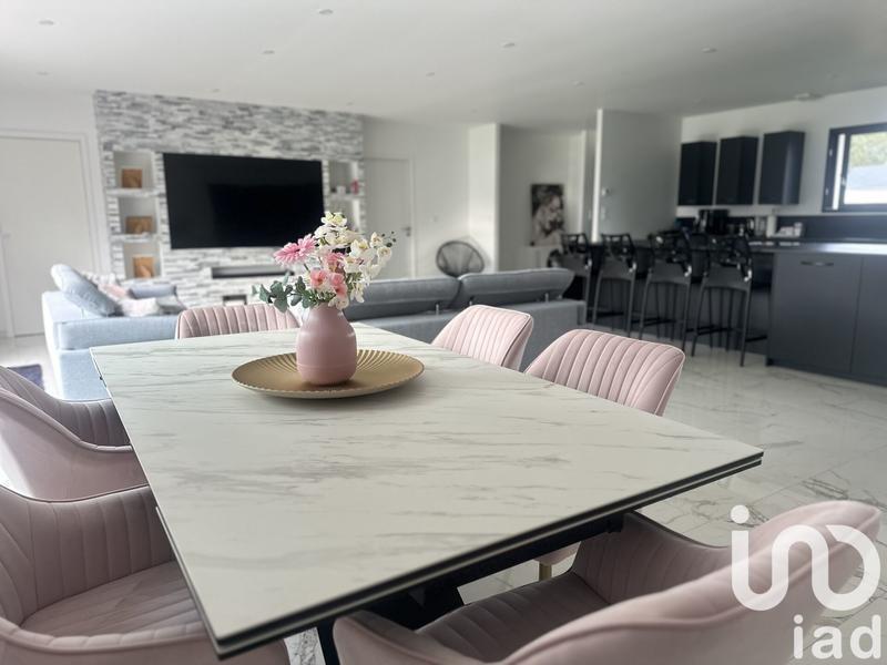 Maison - 137 m² - 4 pièces