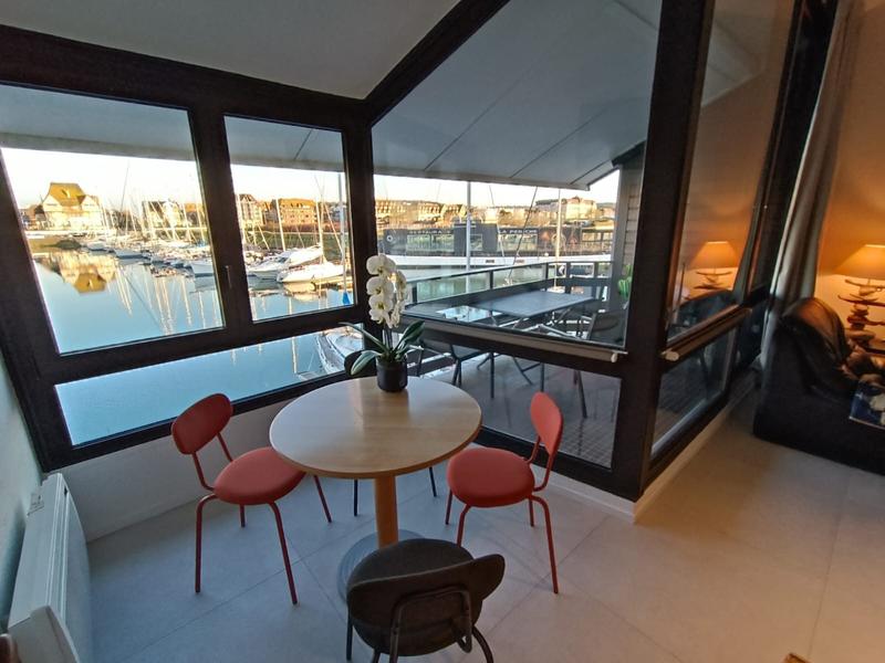 Appartement - 100 m² - 6 pièces