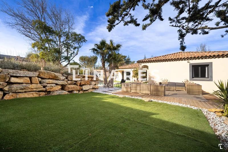 Villa - 162 m² - 6 pièces