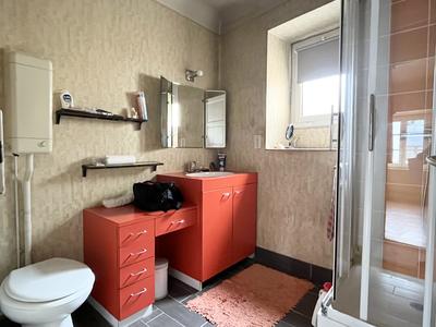 Appartement - 110 m² - 6 pièces