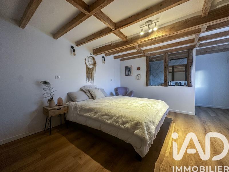 Maison - 99 m² - 4 pièces