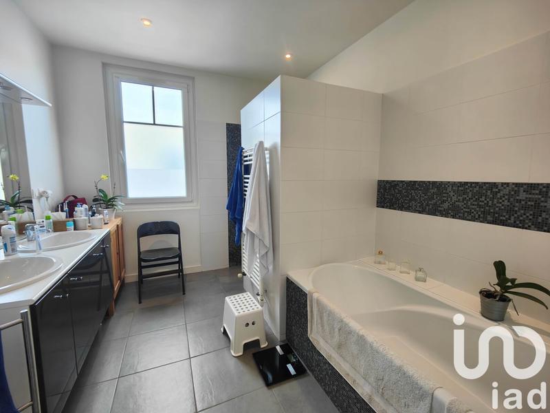 Maison de maîtres - 178 m² - 7 pièces