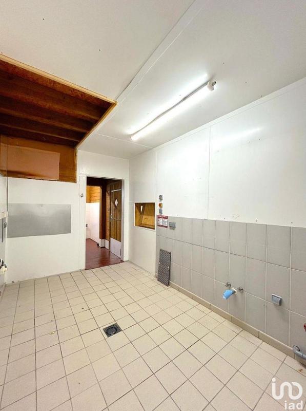 Local commercial - 154 m²