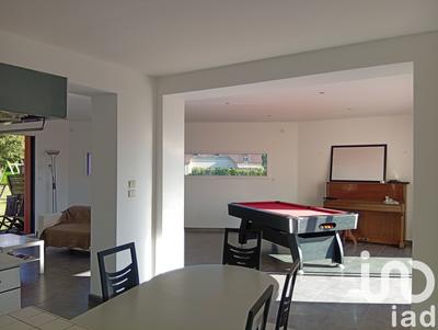 Maison - 180 m² - 7 pièces