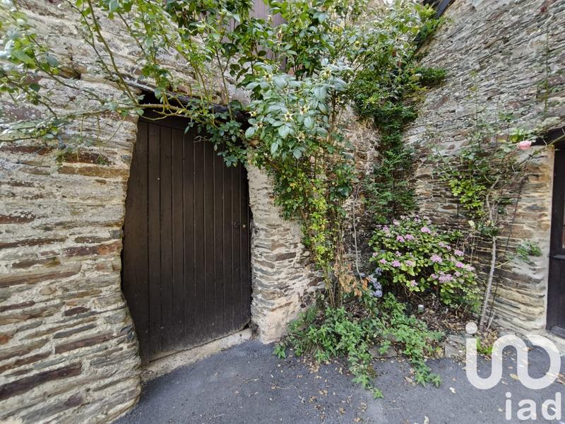 Maison - 230 m² - 9 pièces