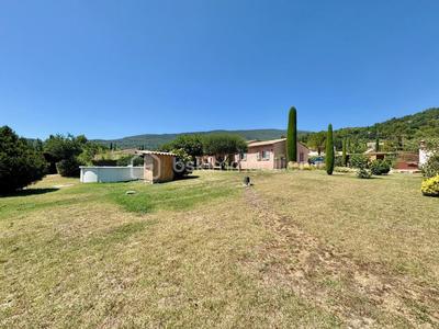 Maison traditionnelle - 120 m² - 4 pièces