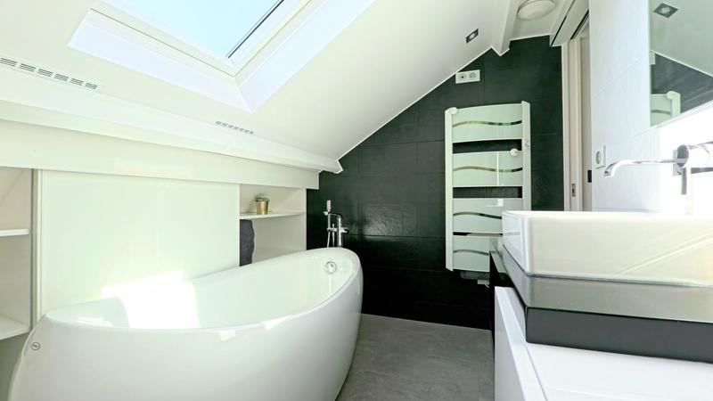 Maison - 191 m² - 6 pièces