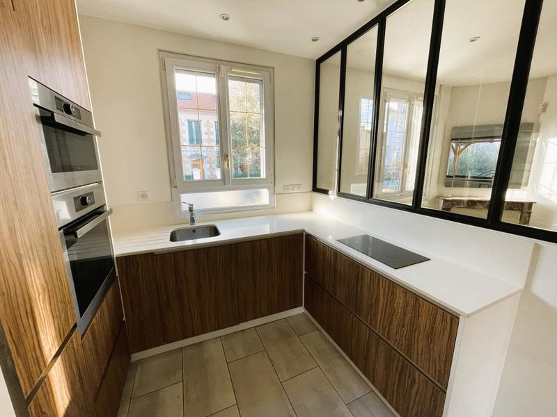 Maison - 122 m² - 4 pièces