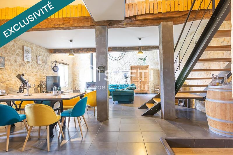 Maison - 217 m² - 5 pièces