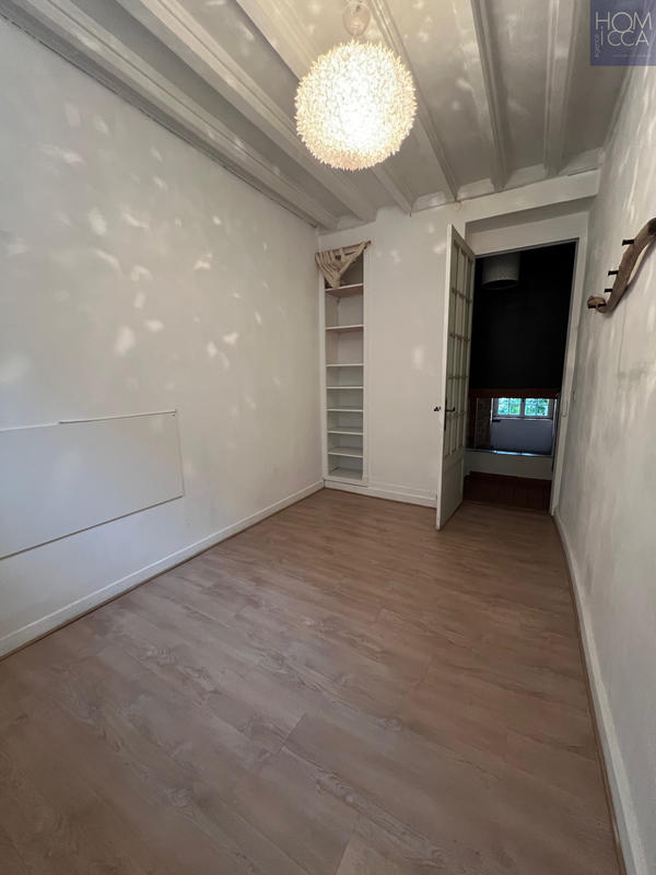 Appartement - 100 m² - 3 pièces