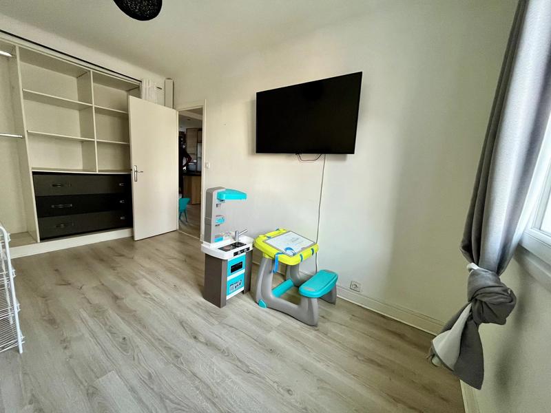 Appartement - 64 m² - 4 pièces