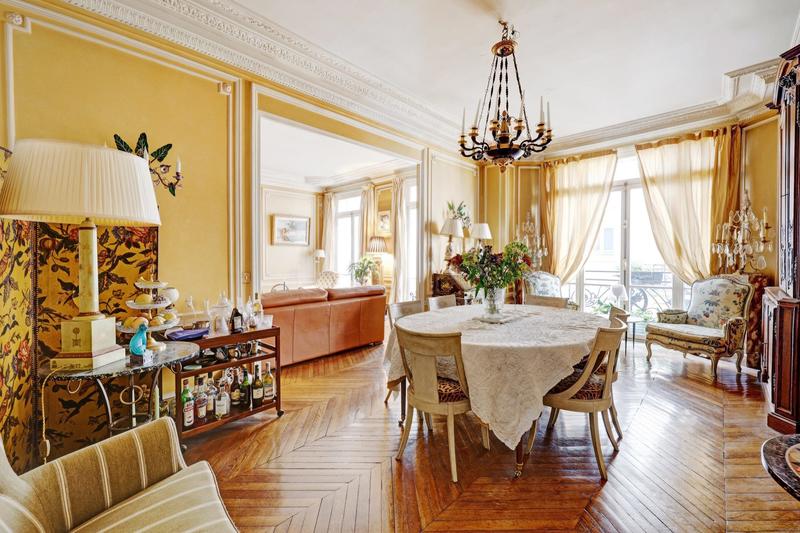 Appartement - 138 m² - 5 pièces