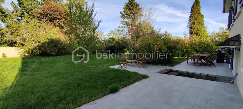 Pavillon - 189 m² - 6 pièces