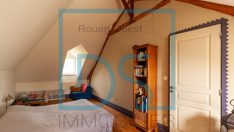 Maison - 202 m² - 8 pièces