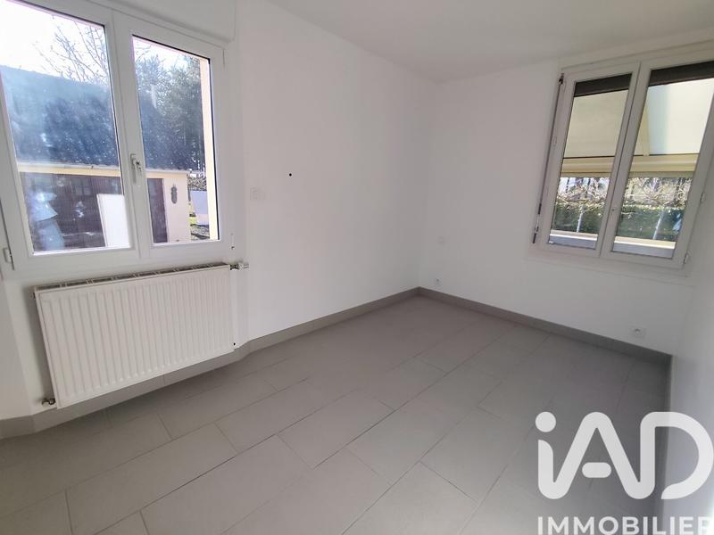 Maison - 93 m² - 5 pièces