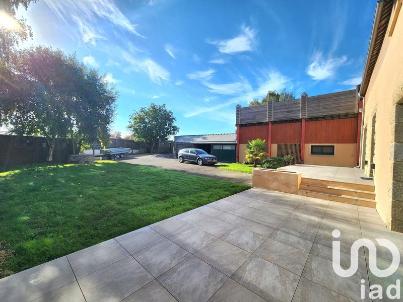 Maison - 400 m² - 10 pièces