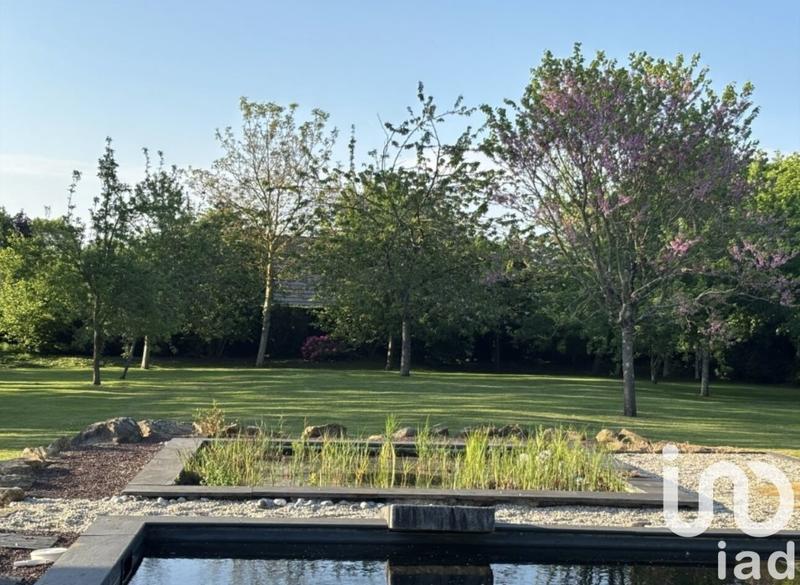 Maison - 216 m² - 9 pièces