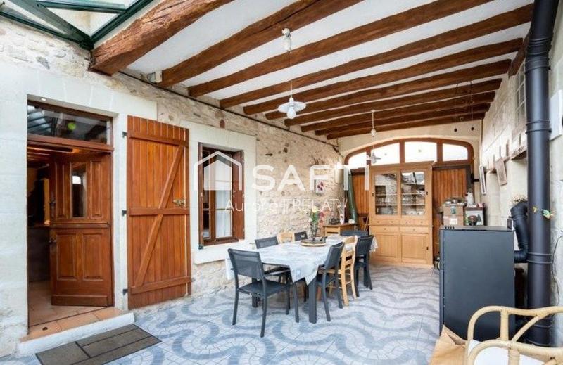 Maison - 180 m² - 5 pièces