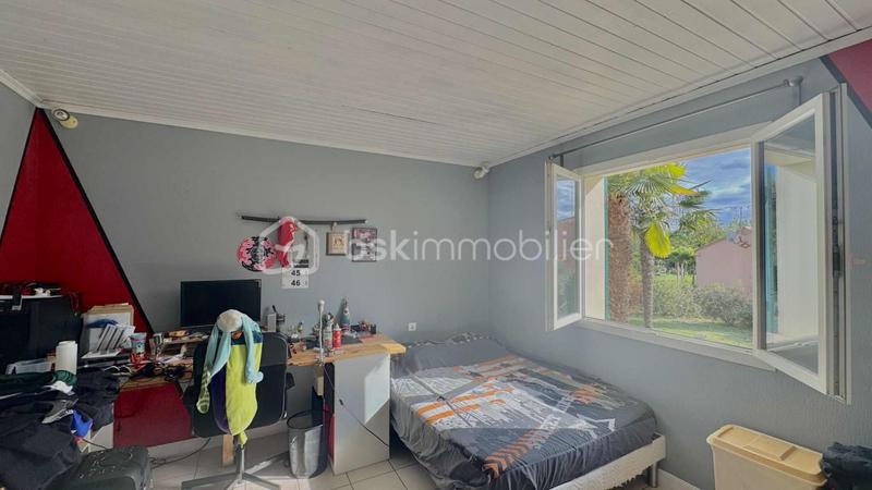 Maison traditionnelle - 165 m² - 6 pièces