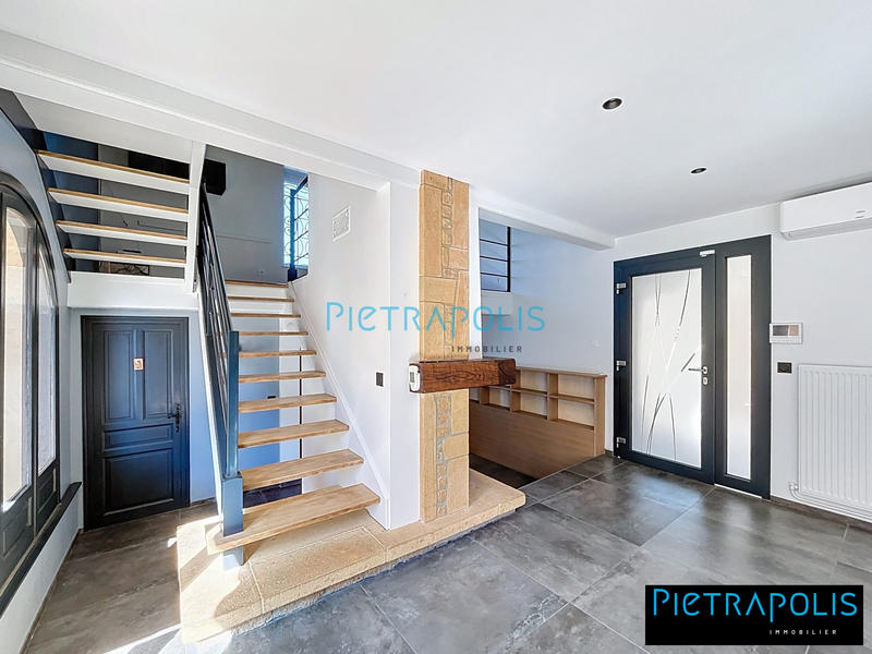 Maison ancienne - 281 m² - 9 pièces