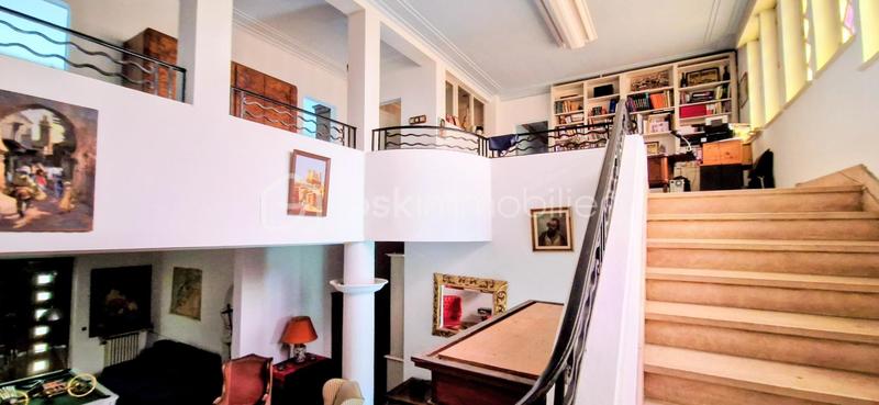 Immeuble - 415 m² - 10 pièces