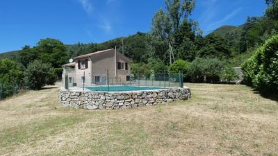 Villa - 118 m² - 6 pièces