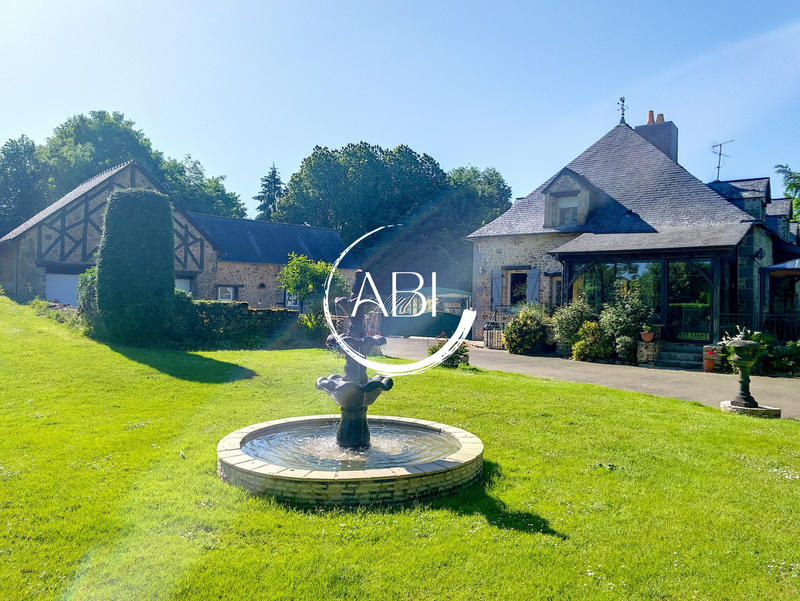 Maison ancienne - 250 m² - 7 pièces