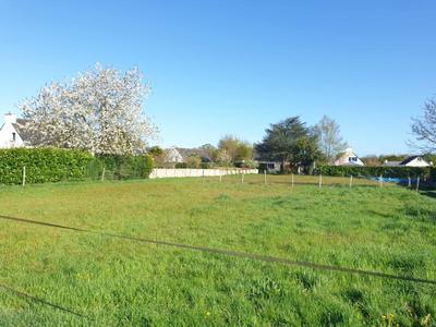 Terrain - 2 200 m²