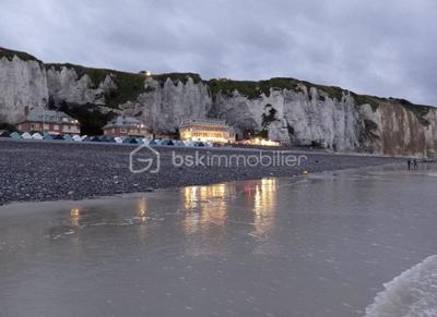 Terrain industriel - 140 m²