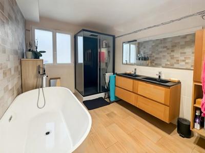 Maison - 91 m² - 4 pièces