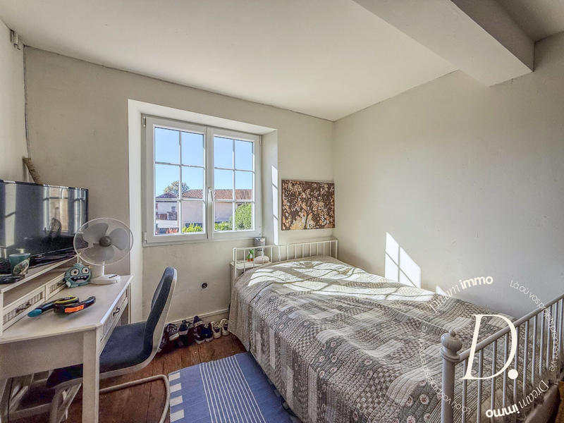 Maison - 168 m² - 8 pièces