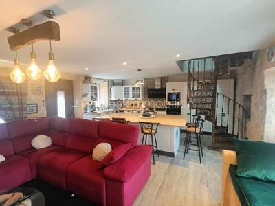 Maison de ville - 82 m² - 3 pièces