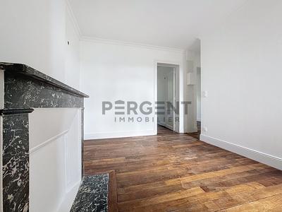 Appartement - 80 m² - 5 pièces