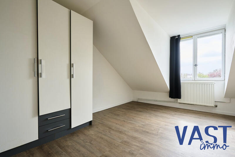 Maison - 93 m² - 5 pièces