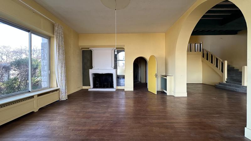 Maison bourgeoise - 678 m² - 16 pièces