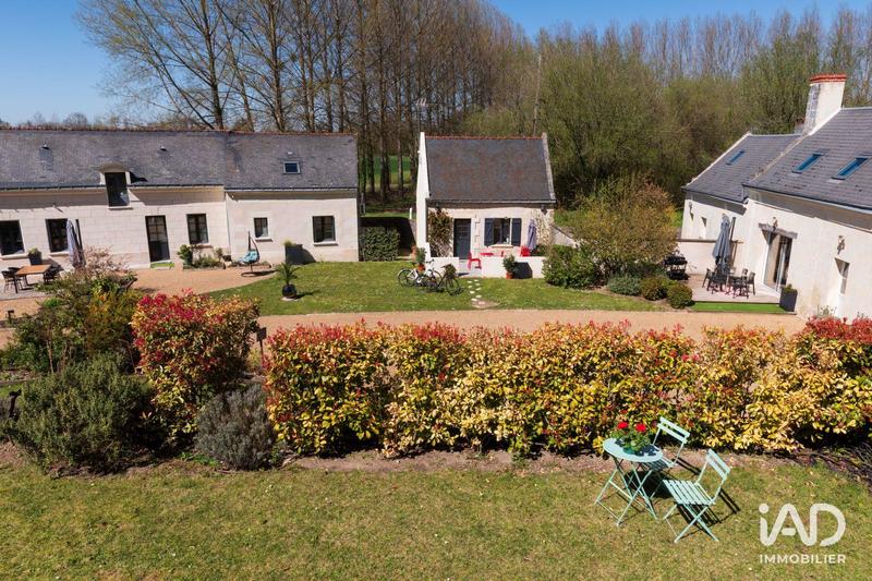 Local commercial - 273 m²