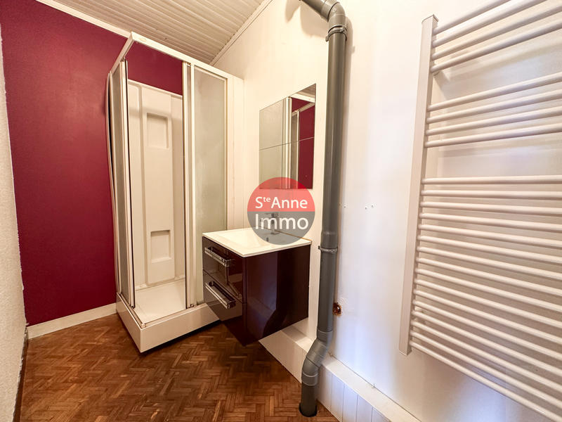 Maison - 94 m² - 6 pièces