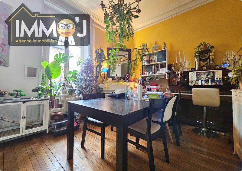 Appartement - 82 m² - 4 pièces