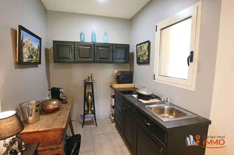 Maison - 200 m² - 6 pièces