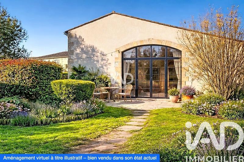 Maison - 198 m² - 6 pièces