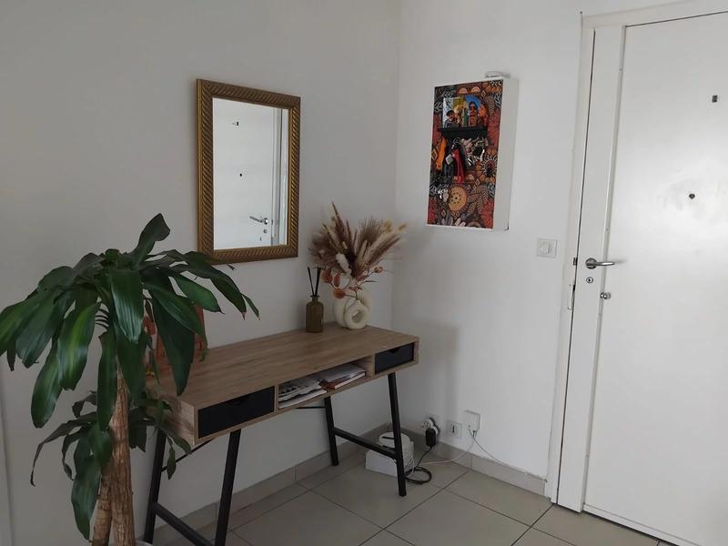Appartement - 80 m² - 3 pièces