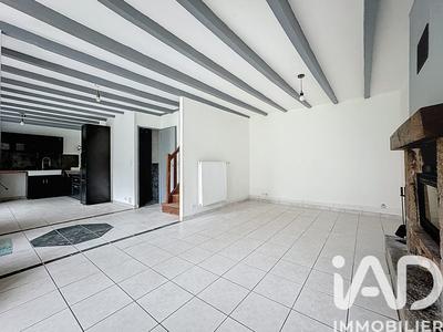 Maison - 88 m² - 5 pièces