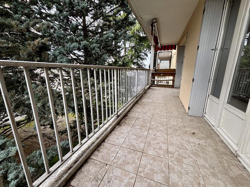 Appartement - 76 m² - 4 pièces