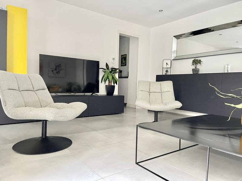 Appartement - 140 m² - 5 pièces