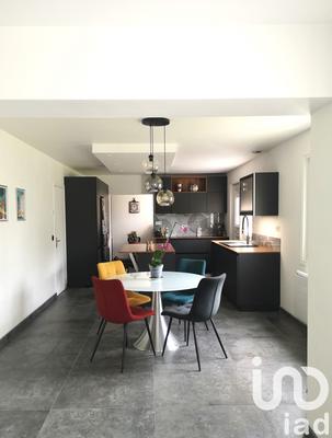 Maison - 148 m² - 6 pièces