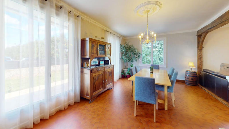 Maison - 148 m² - 6 pièces