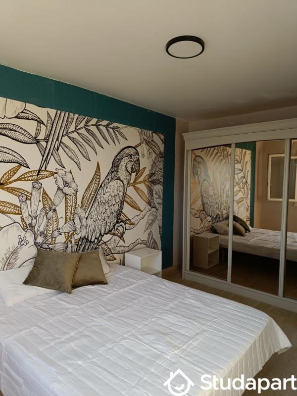 Chambre - 9 m² - 1 pièce